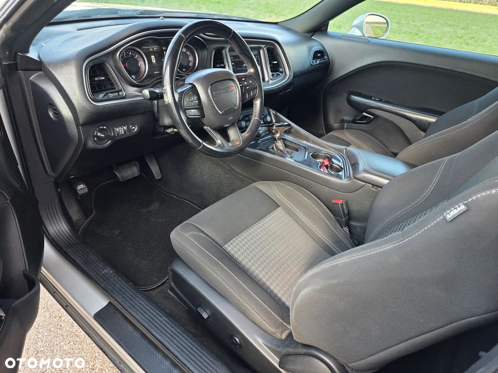 Dodge Challenger Automatik SXT Plus - 10