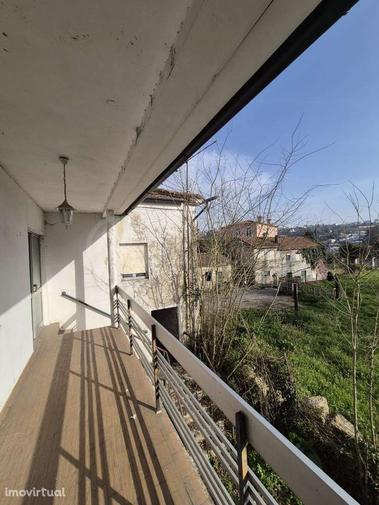 Moradia sita em Sobretâmega - Grande imagem: 3/14