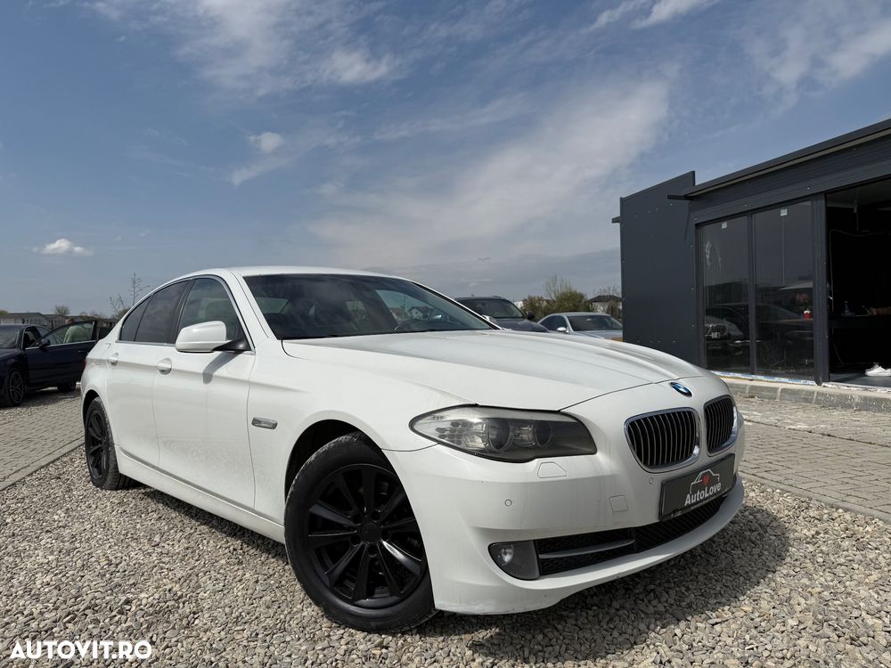 BMW Seria 5 520d xDrive Aut. - 2