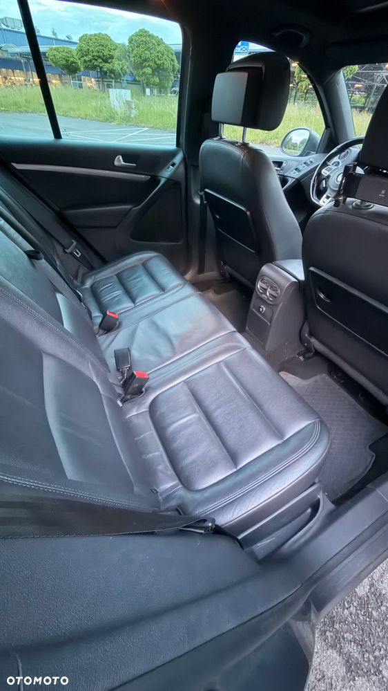 Volkswagen Tiguan 2.0 TDI 4Mot R-Style DSG - 10