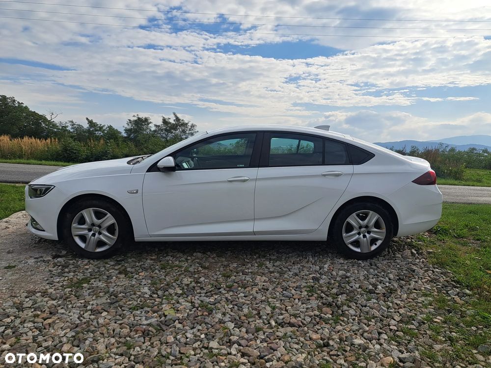 Opel Insignia - 1