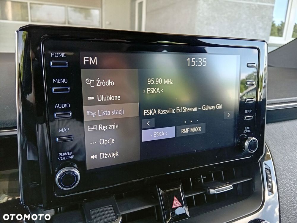 Toyota Corolla 2.0 Hybrid Comfort - 13