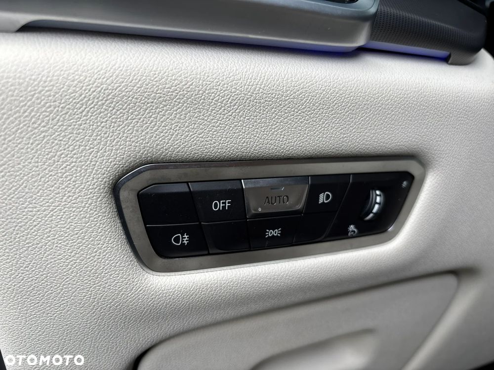 BMW X5 xDrive25d - 27