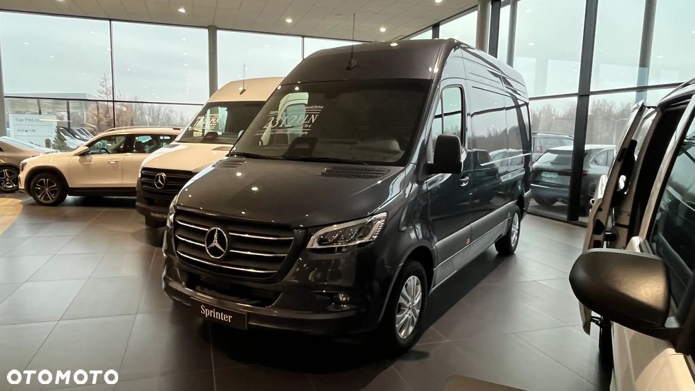 Mercedes-Benz Sprinter SPRINTER 319 CDI automat hak 3,5t Distronic Full - 1