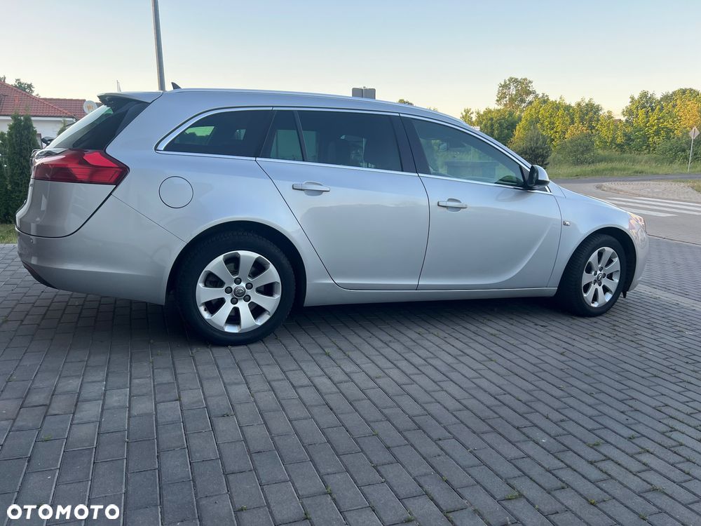 Opel Insignia - 12