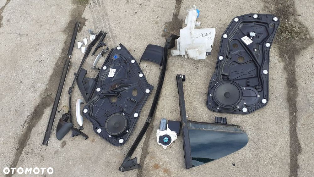 Szyby klamki mechanizmy VW Passat CC - 5