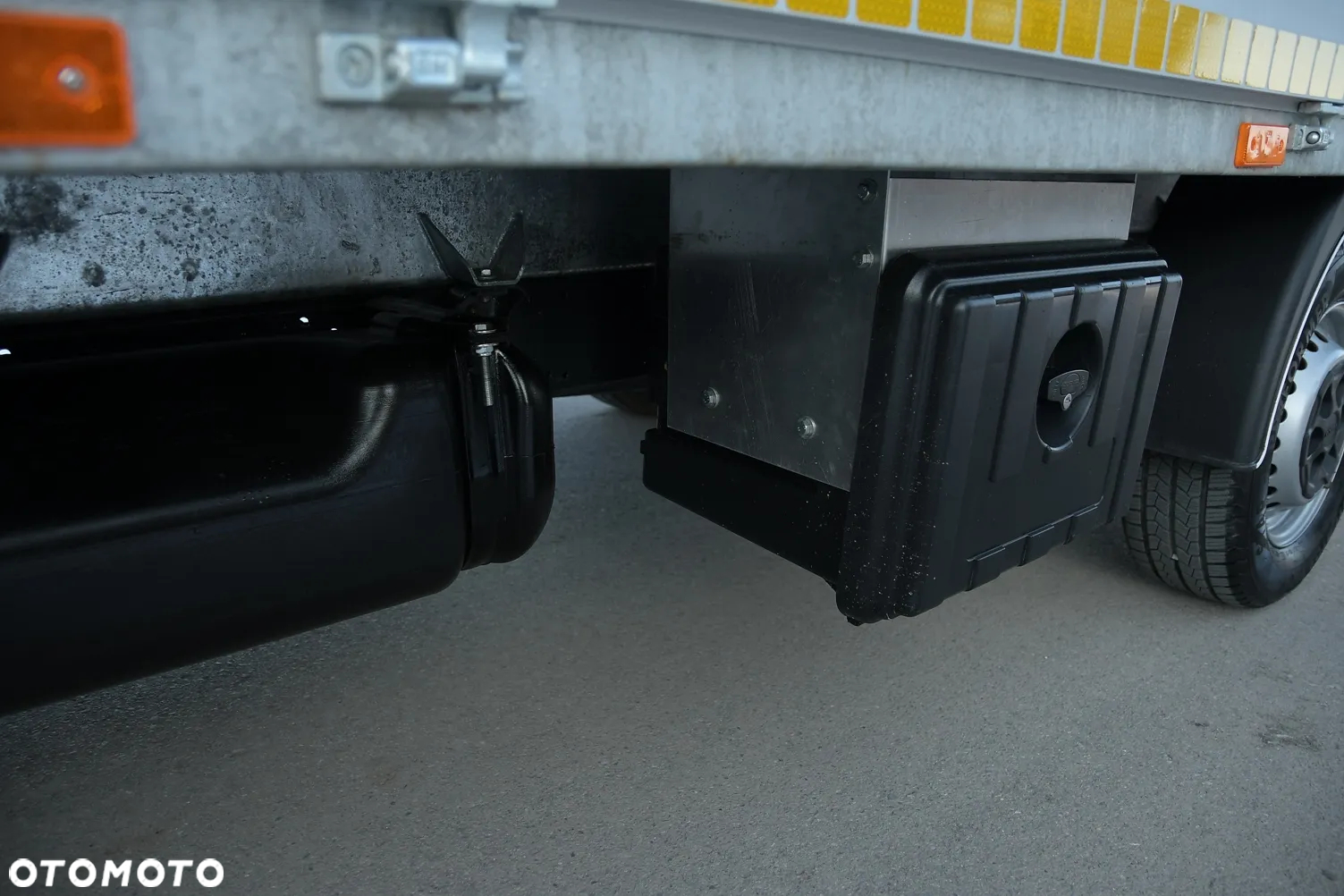 Iveco DAILY 35-180 3.0 Diesel 180KM * SKRZYNIA * HiMATIC * FULL BOGATE! * IDEALNY STAN! - 23