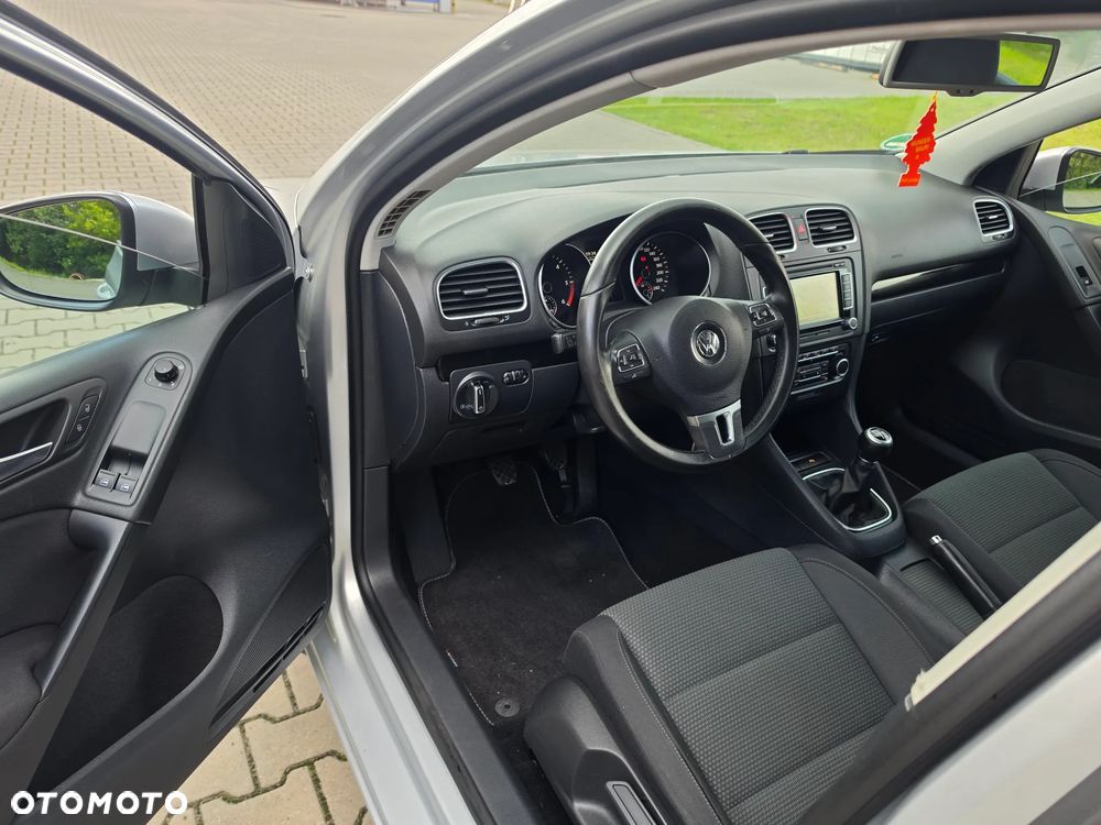 Volkswagen Golf - 12