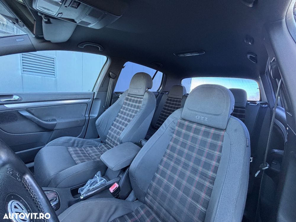 Volkswagen Golf 2.0 GTI DSG Edition 30 - 3