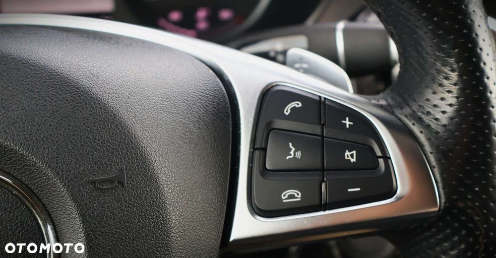 Mercedes-Benz GLC - 24