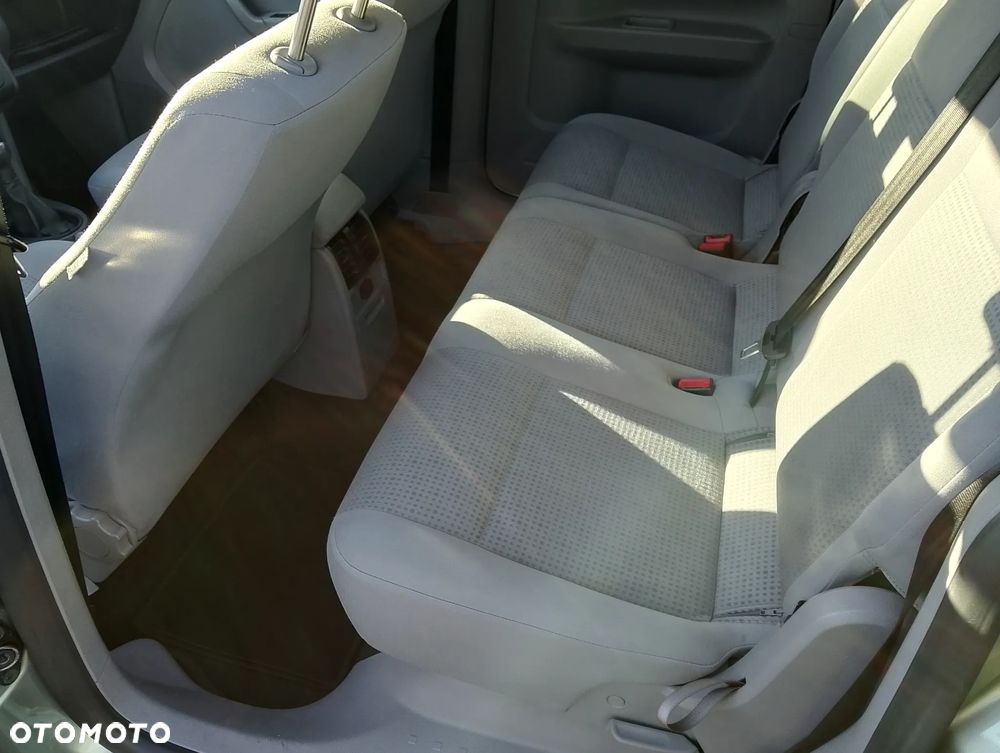 Volkswagen Caddy 1.6 Life Family (5-Si.) - 11