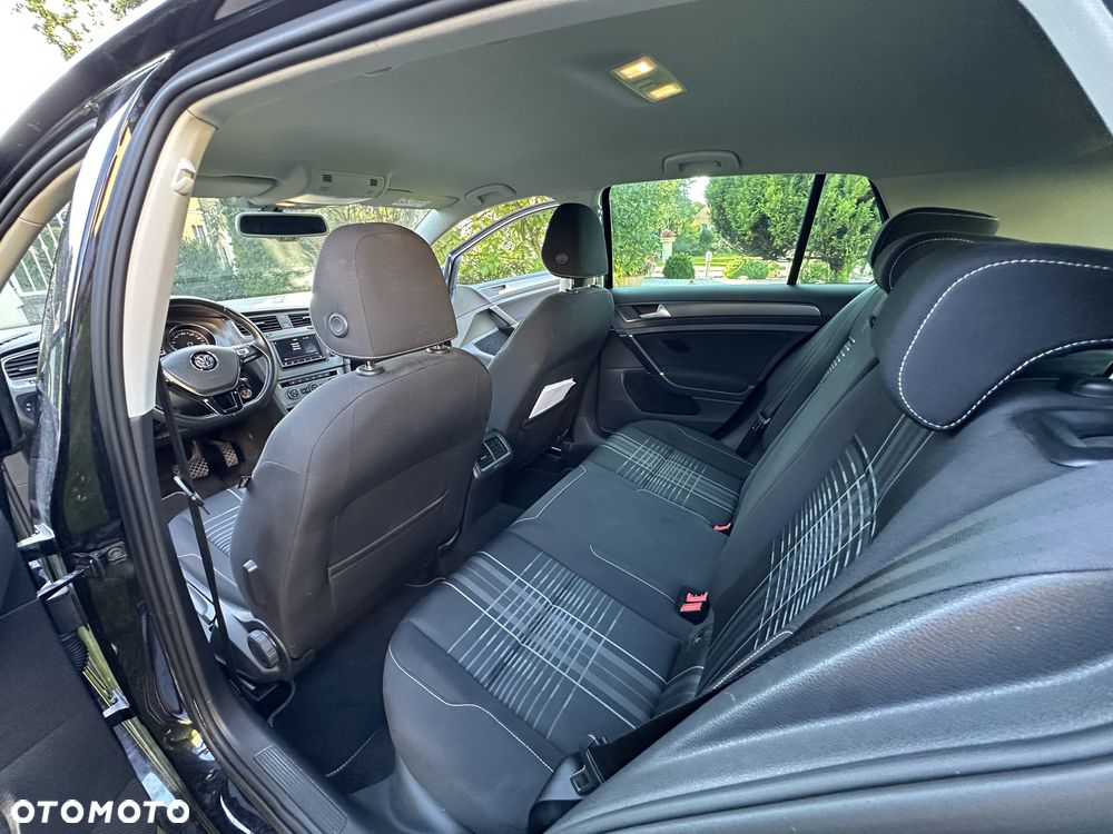 Volkswagen Golf Variant 1.6 TDI BlueMotion Technology DSG Lounge - 9