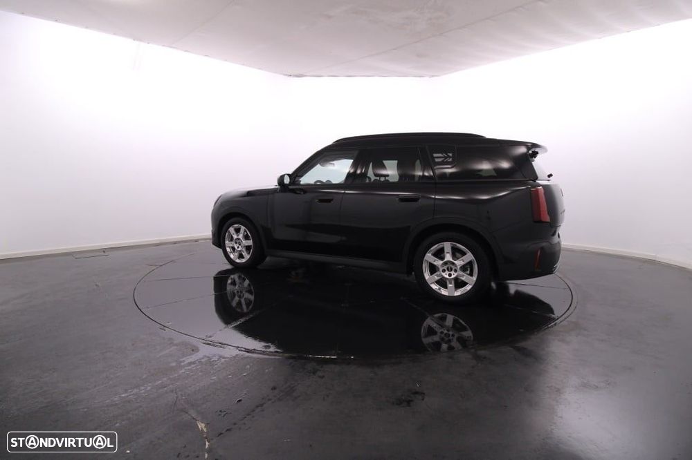 MINI Countryman E Favoured L - 4