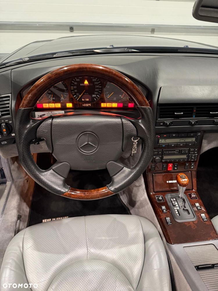 Mercedes-Benz SL - 19