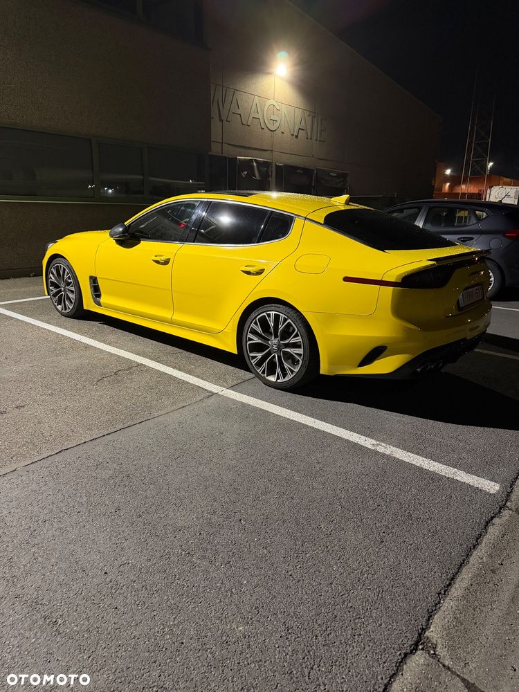 Kia Stinger 2.0 T-GDI GT Line - 4