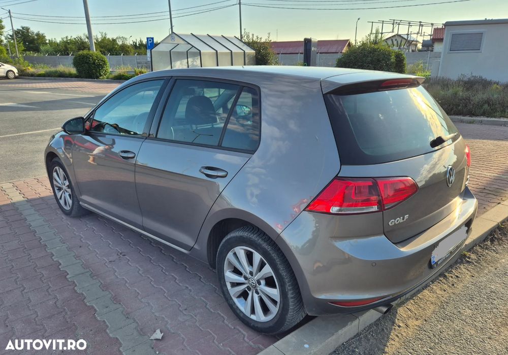 Volkswagen Golf 1.2 TSI BMT Comfortline - 4