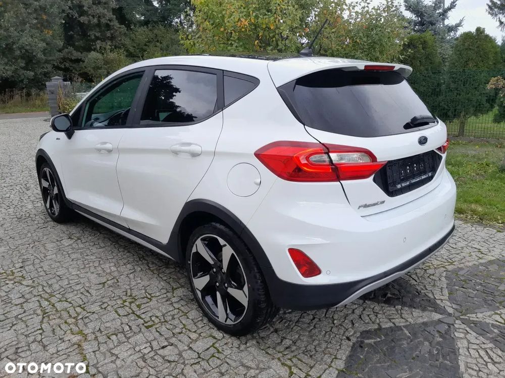 Ford Fiesta 1.0 EcoBoost S&S ACTIVE COLOURLINE - 6