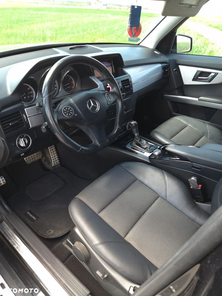 Mercedes-Benz GLK 220 CDI DPF 4Matic BlueEFFICIENCY 7G-TRONIC - 13