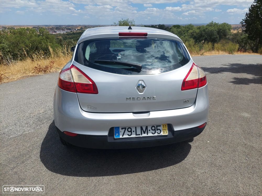 Renault Mégane 1.5 dCi Confort - 4