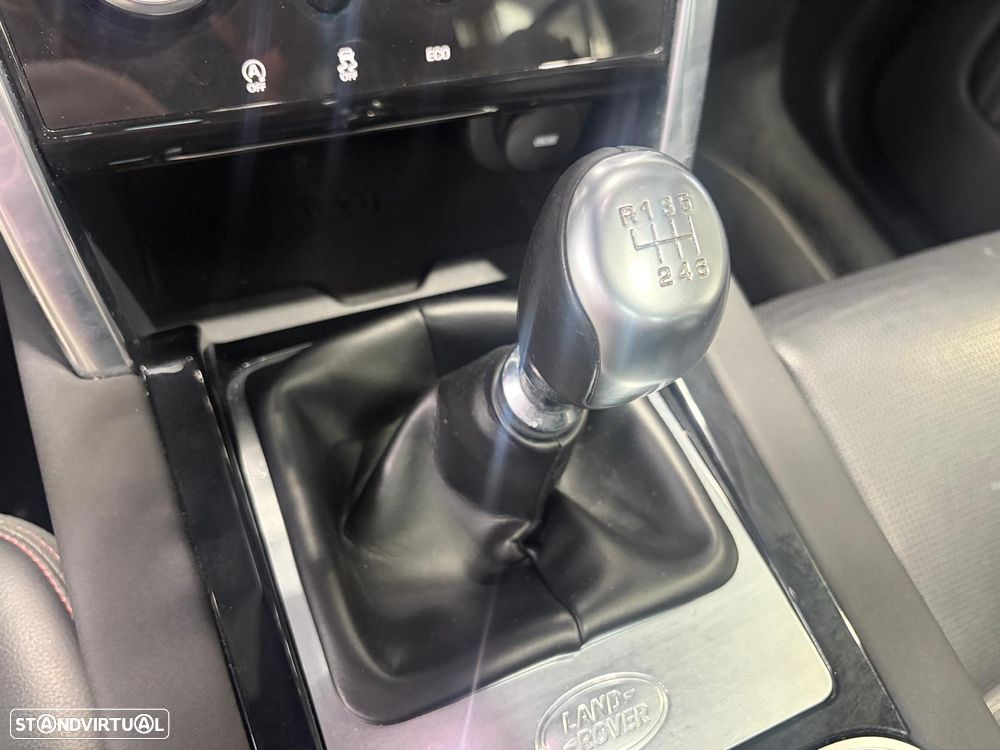Land Rover Discovery Sport 2.0 eD4 R-Dynamic SE 7L - 23