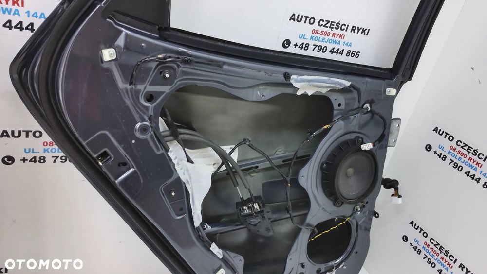 Hyundai IX35 Drzwi Tył  Lewe 5K klamka zamek - 9