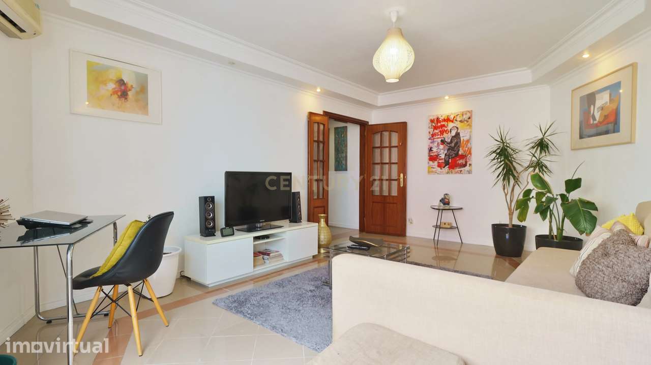 Apartamento T2 em Corroios, Seixal - Oportunidade Única! - Grande imagem: 4/26