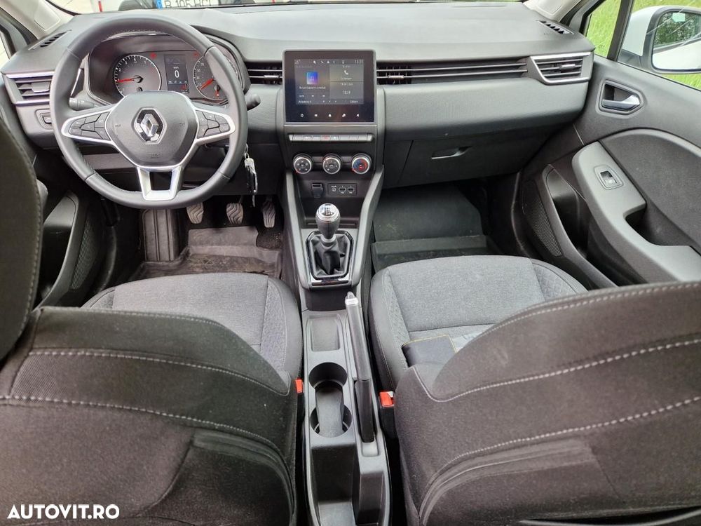 Renault Clio - 6