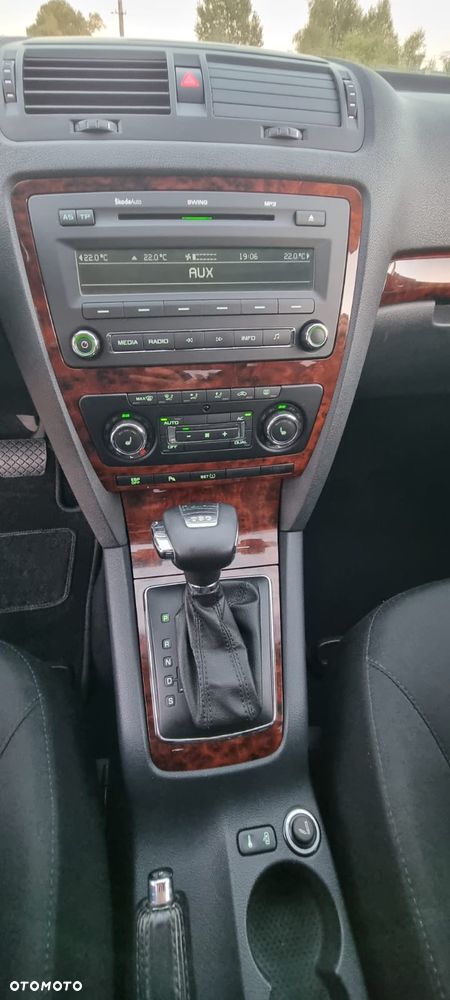 Skoda Octavia 1.8 TSI Elegance DSG - 21