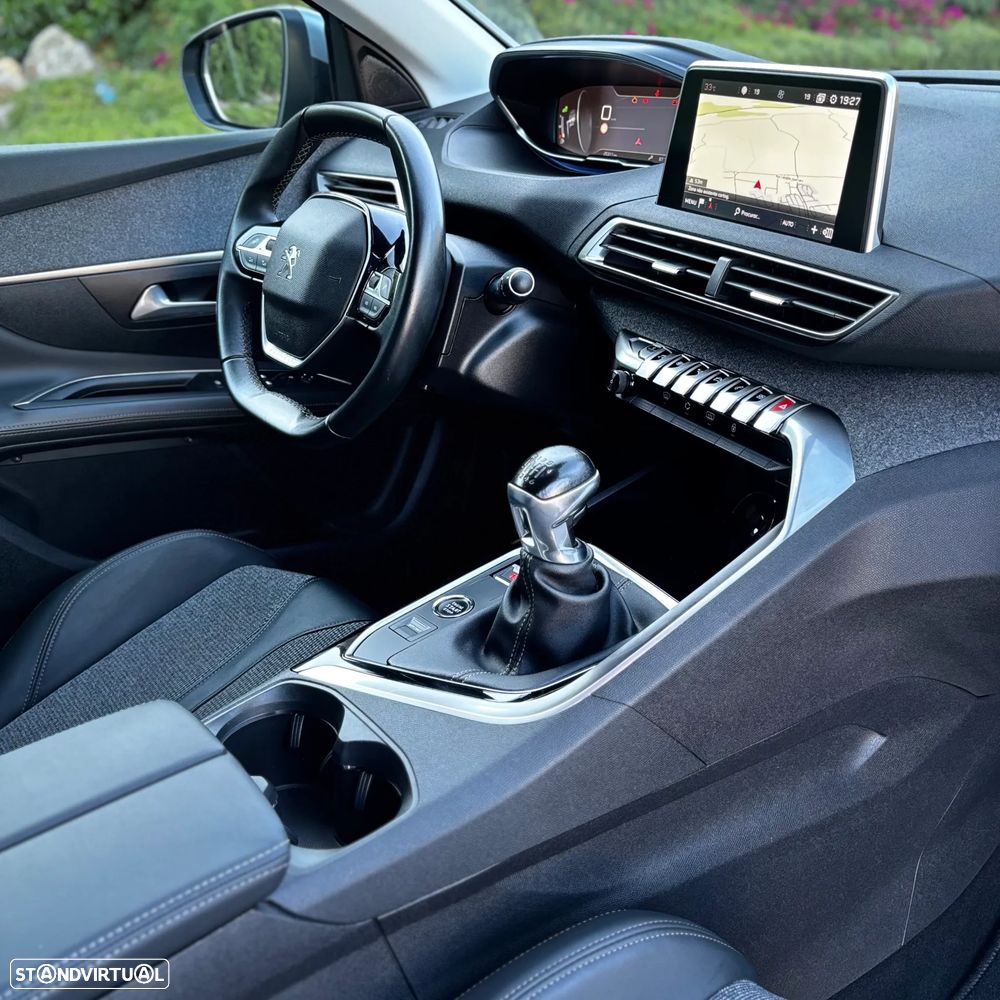 Peugeot 3008 PureTech 130 Stop & Start GPF Allure - 20