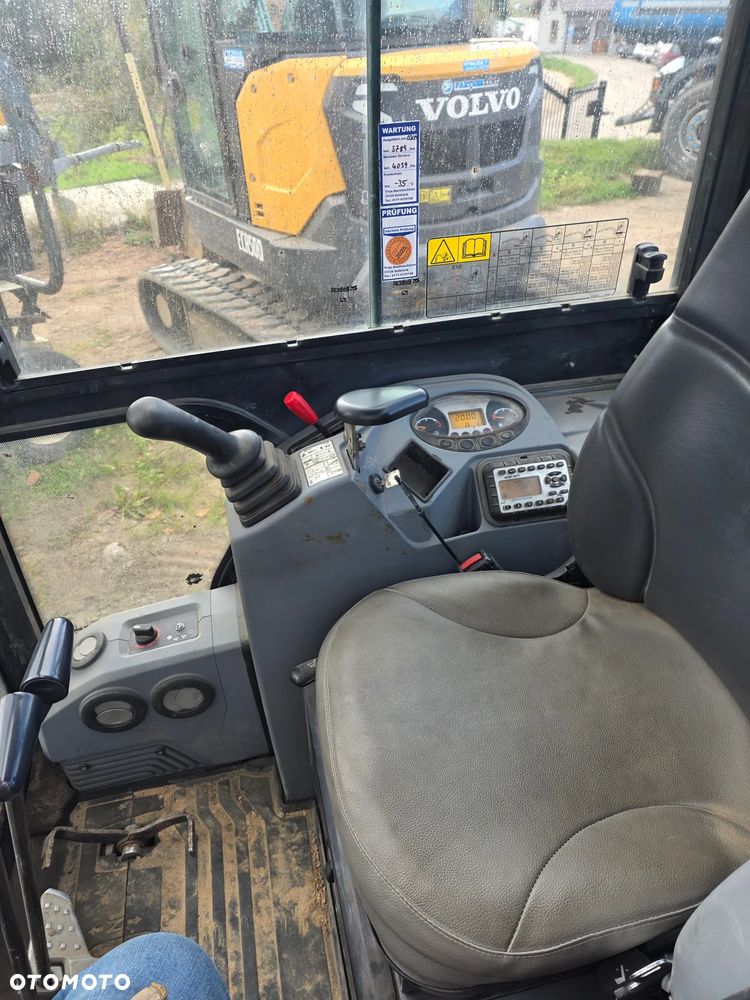Bobcat E19 - 7