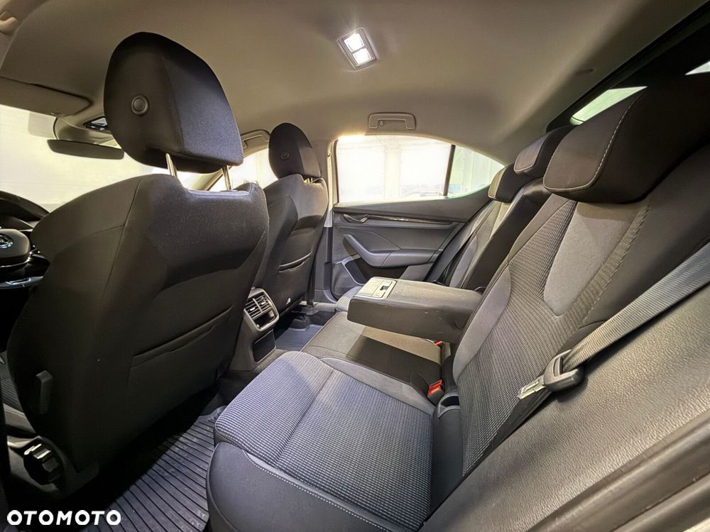 Skoda Octavia 1.5 TSI ACT Ambition - 23