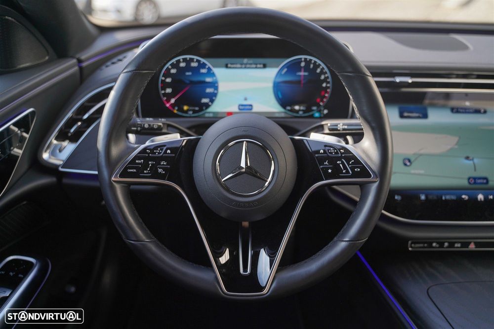 Mercedes-Benz E 300 de - 23