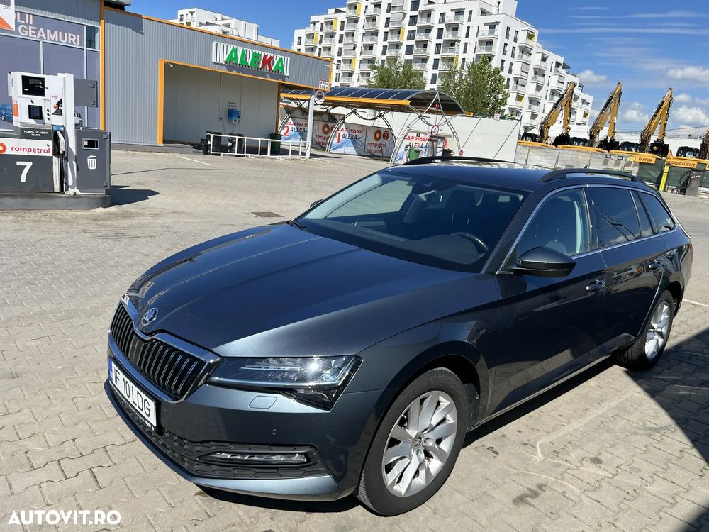Skoda Superb 2.0 TDI DSG Ambition - 2