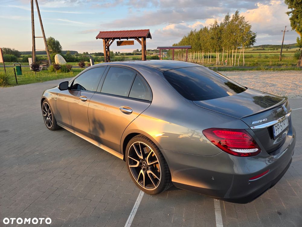 Mercedes-Benz Klasa E 43 AMG 4Matic 9G-TRONIC - 4