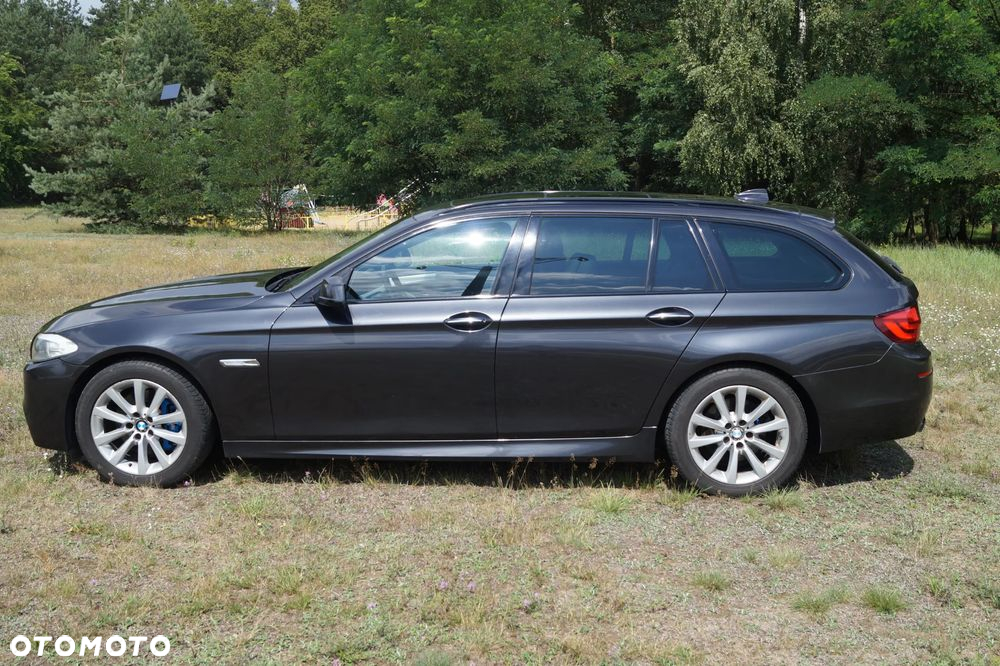 BMW Seria 5 525d xDrive - 8