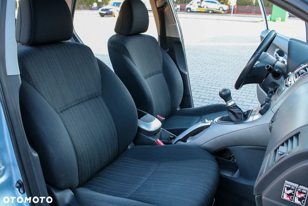 Toyota Auris 1.6 VVT-i Sol - 20