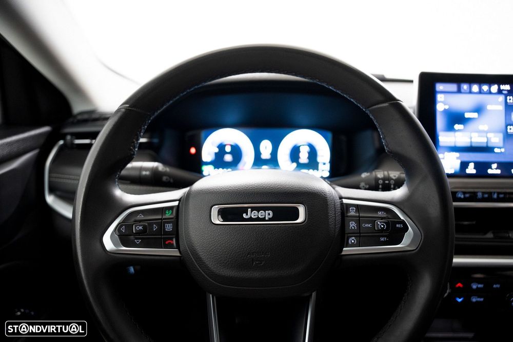 Jeep Compass 1.3 T Limited - 10