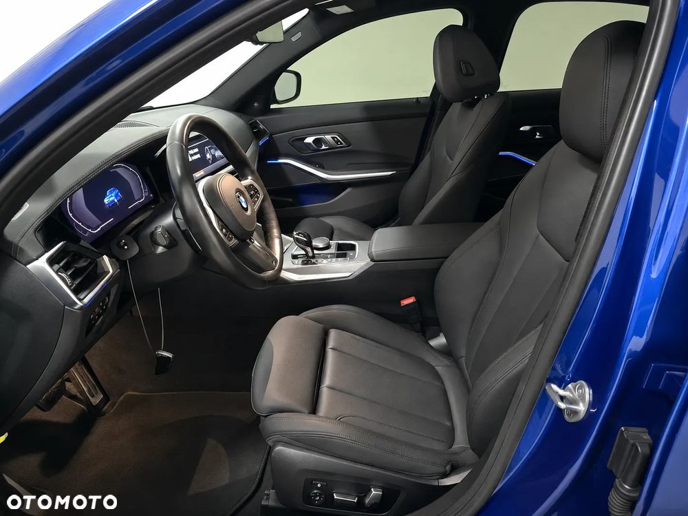 BMW Seria 3 330i xDrive M Sport - 7