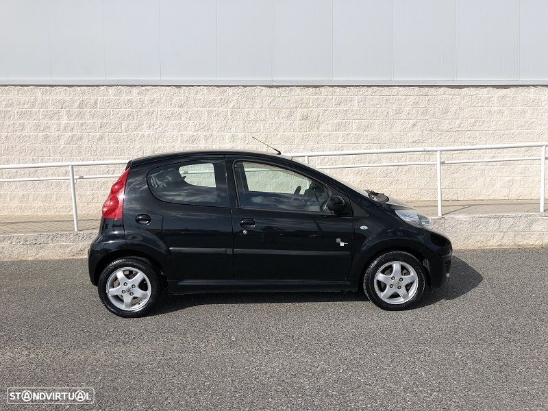 Peugeot 107 1.0 Black&Silver - 2