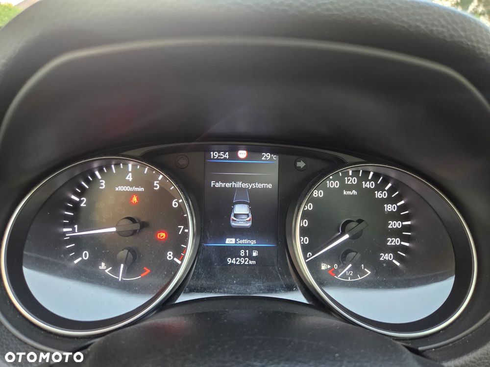 Nissan Qashqai 1.3 DIG-T Tekna+ - 23