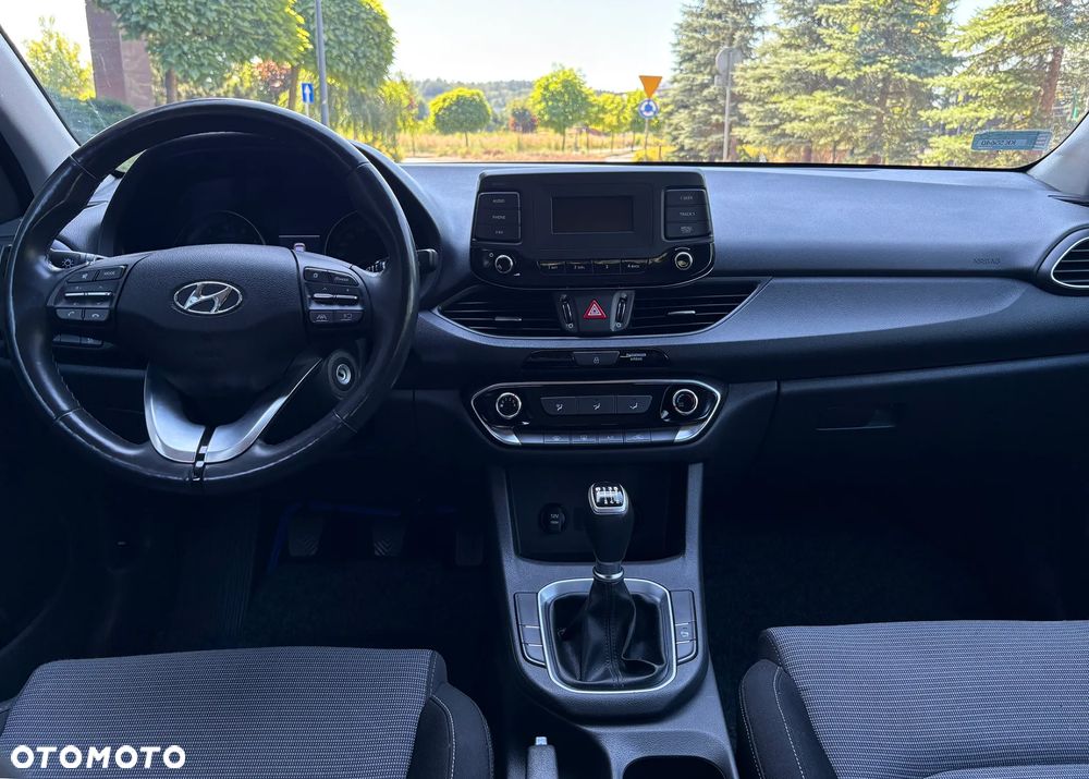 Hyundai i30 1.5 DPI Modern - 11