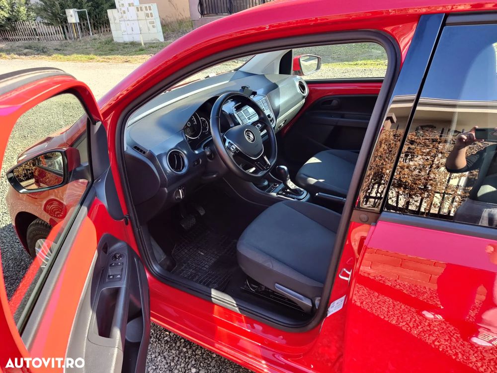 Volkswagen up! - 6