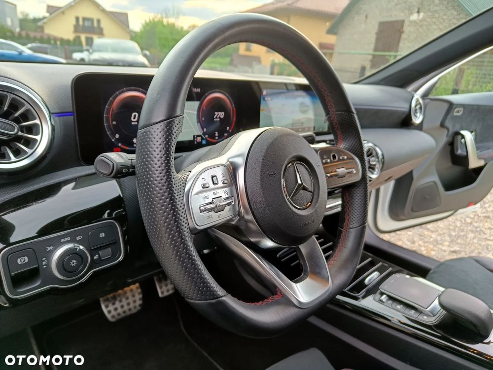 Mercedes-Benz Klasa A 200 4-Matic AMG Line 8G-DCT - 21