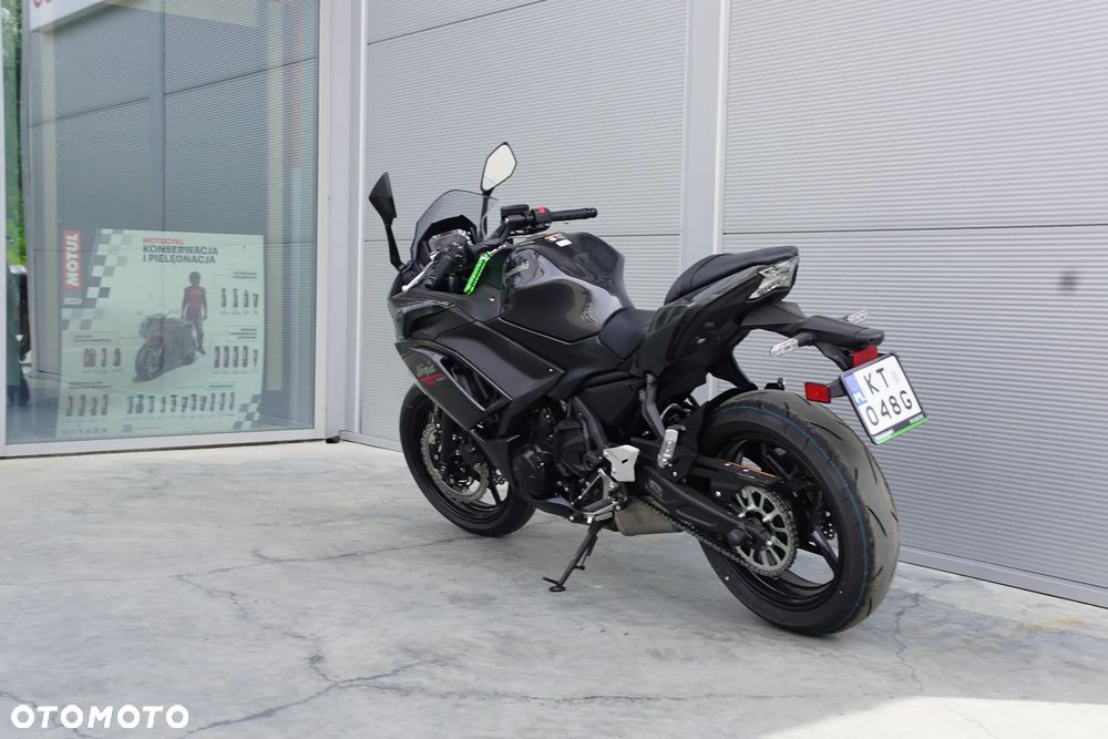 Kawasaki Ninja 500 - 5