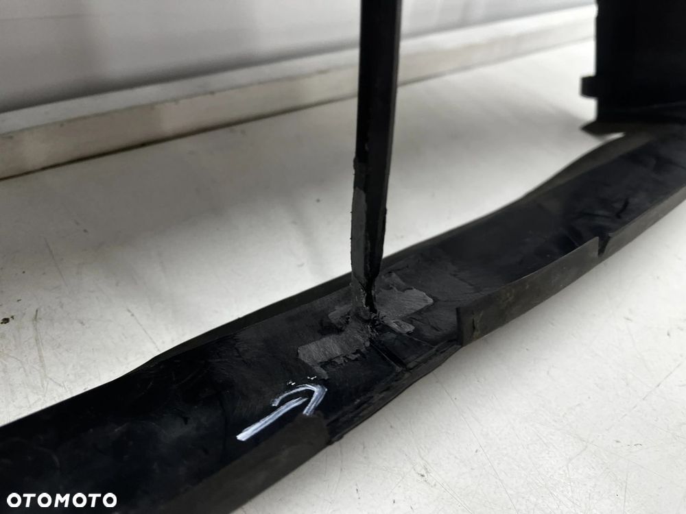 Osłona chłodnicy BMW M3 F80 M4 F82 F83 14-21r. DOLNA kierownica powietrza pasa przedniego wlot inter - 10