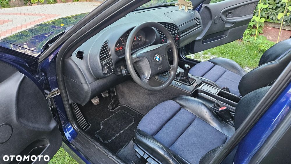 BMW Seria 3 - 21
