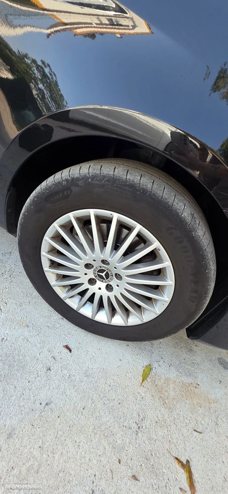 Mercedes-Benz EQV 300 Longo - 4