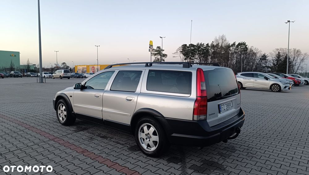 Volvo XC 70 - 3