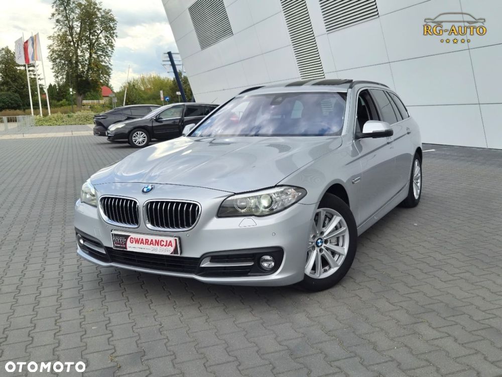 BMW Seria 5 525d xDrive Luxury Line - 2
