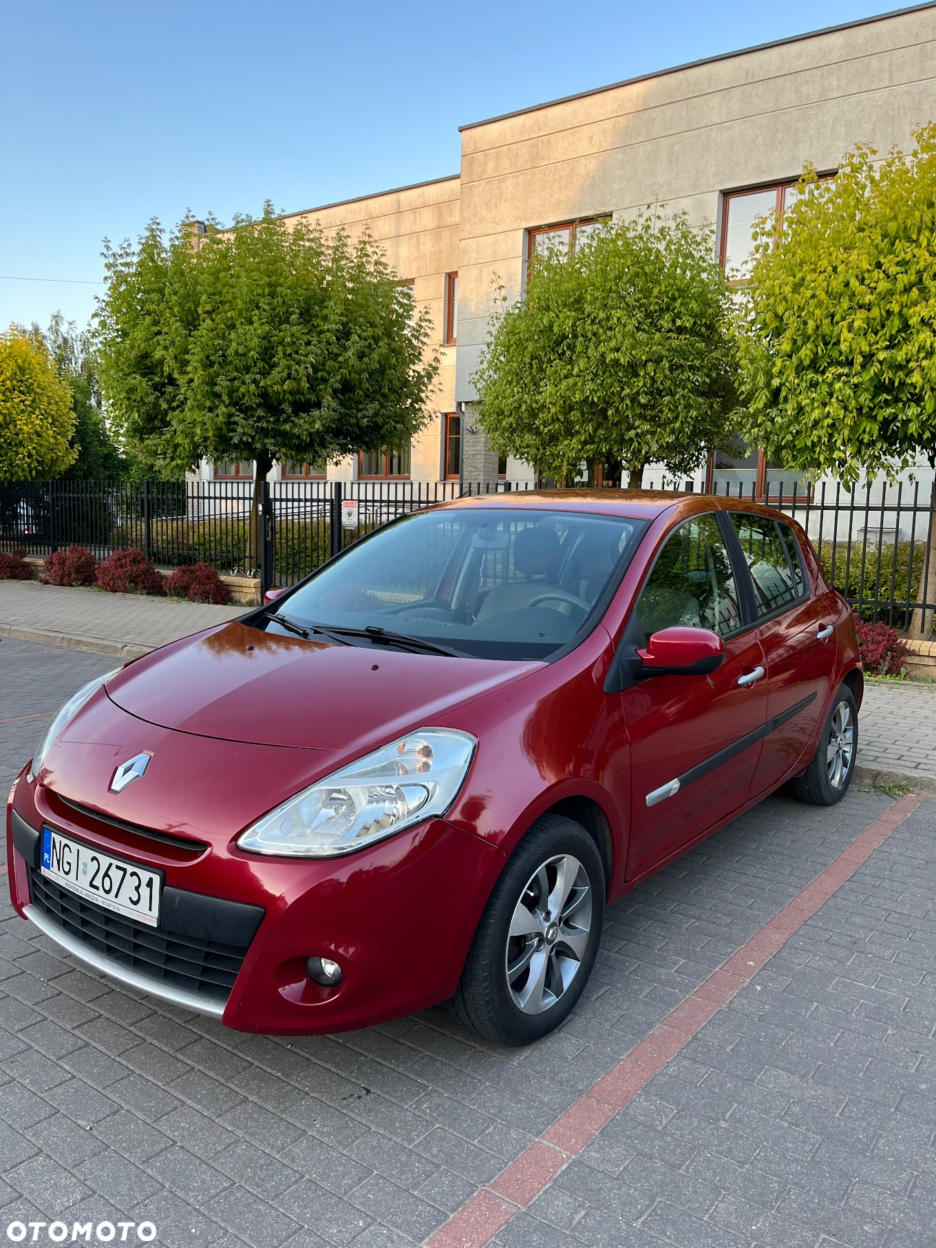 Renault Clio 1.2 16V Authentique - 9